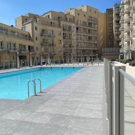 אוסטנדה Deluxe Apartment With Shared Pool מראה חיצוני תמונה
