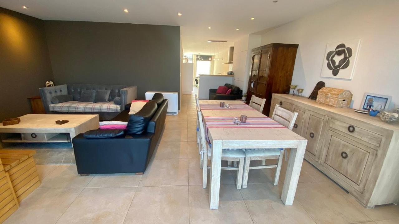 אוסטנדה Deluxe Apartment With Shared Pool מראה חיצוני תמונה
