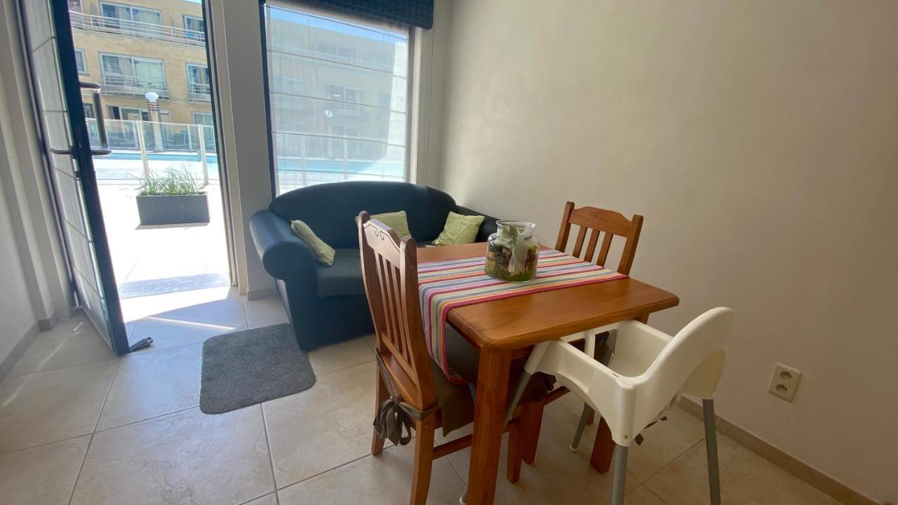 אוסטנדה Deluxe Apartment With Shared Pool מראה חיצוני תמונה